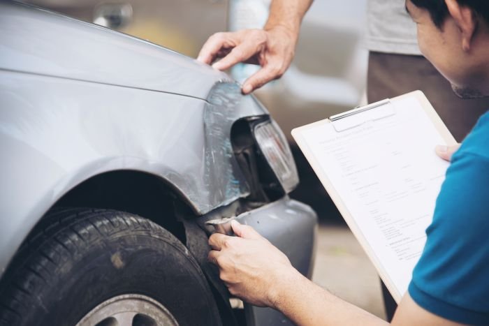 What to Do After a Car Accident Legally in Illinois